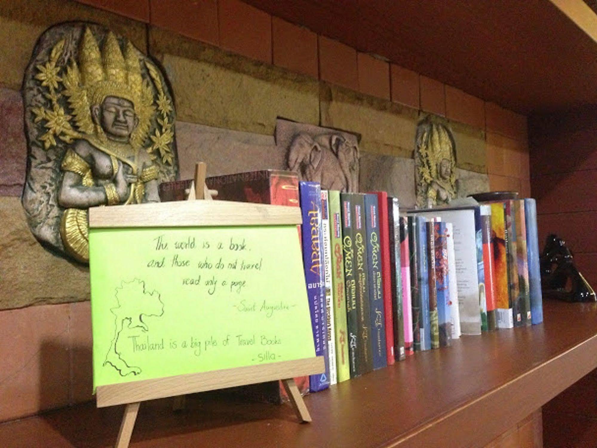 Silla Patong Hostel Eksteriør bilde